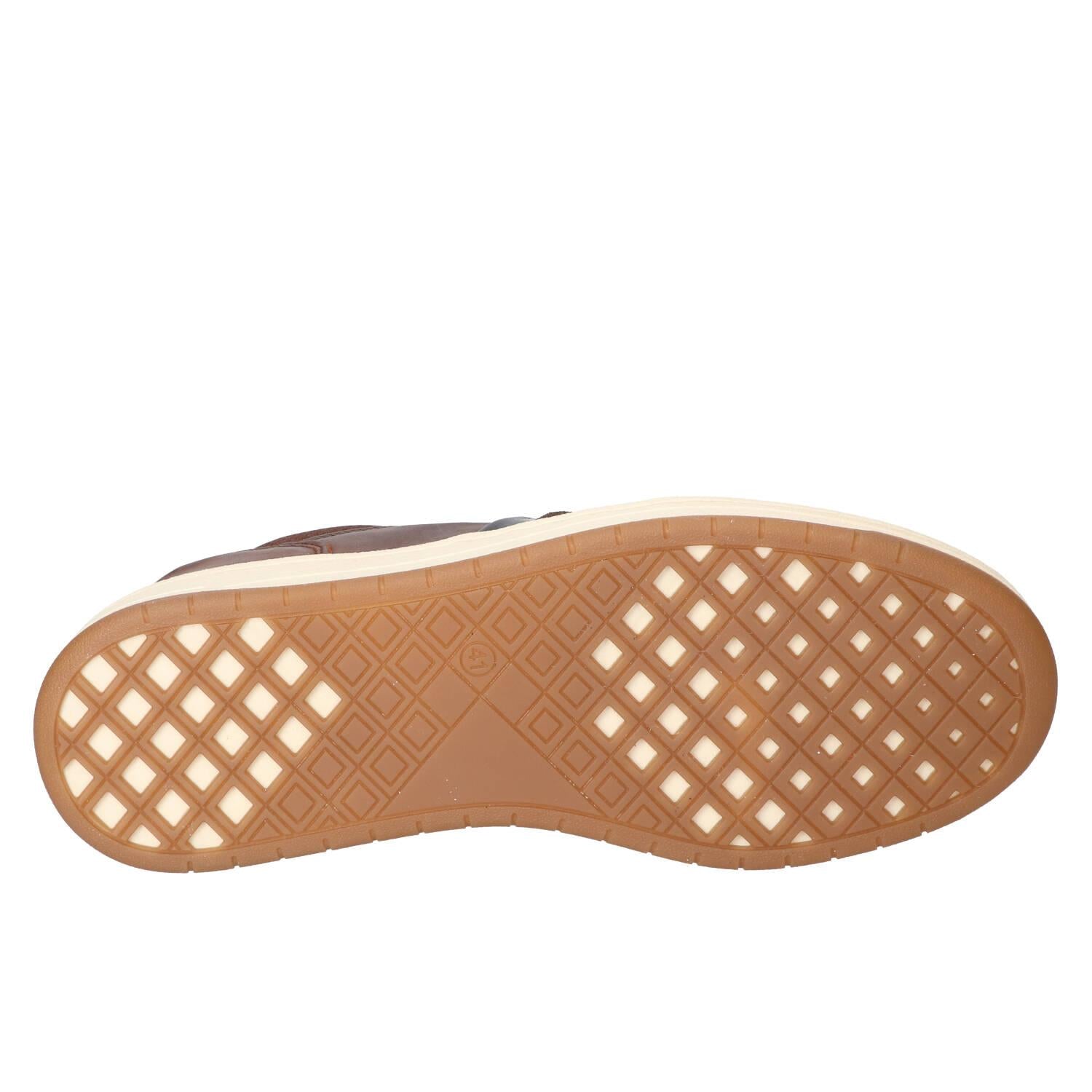 Chaussures à lacets, Cognac