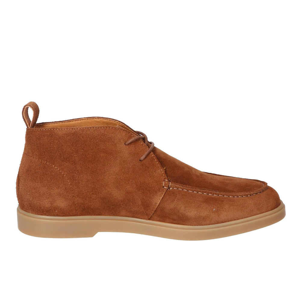 Boots, Cognac