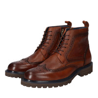 Boots, Cognac