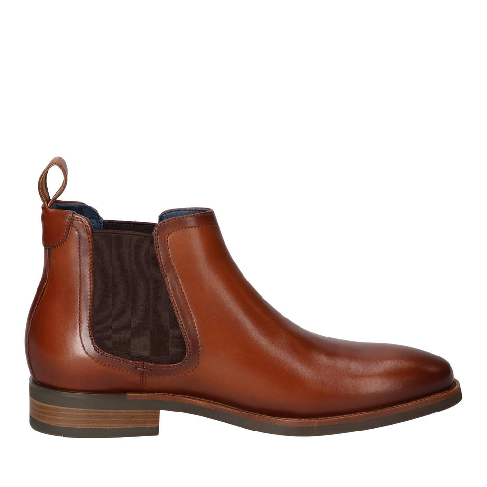 Boots, Cognac