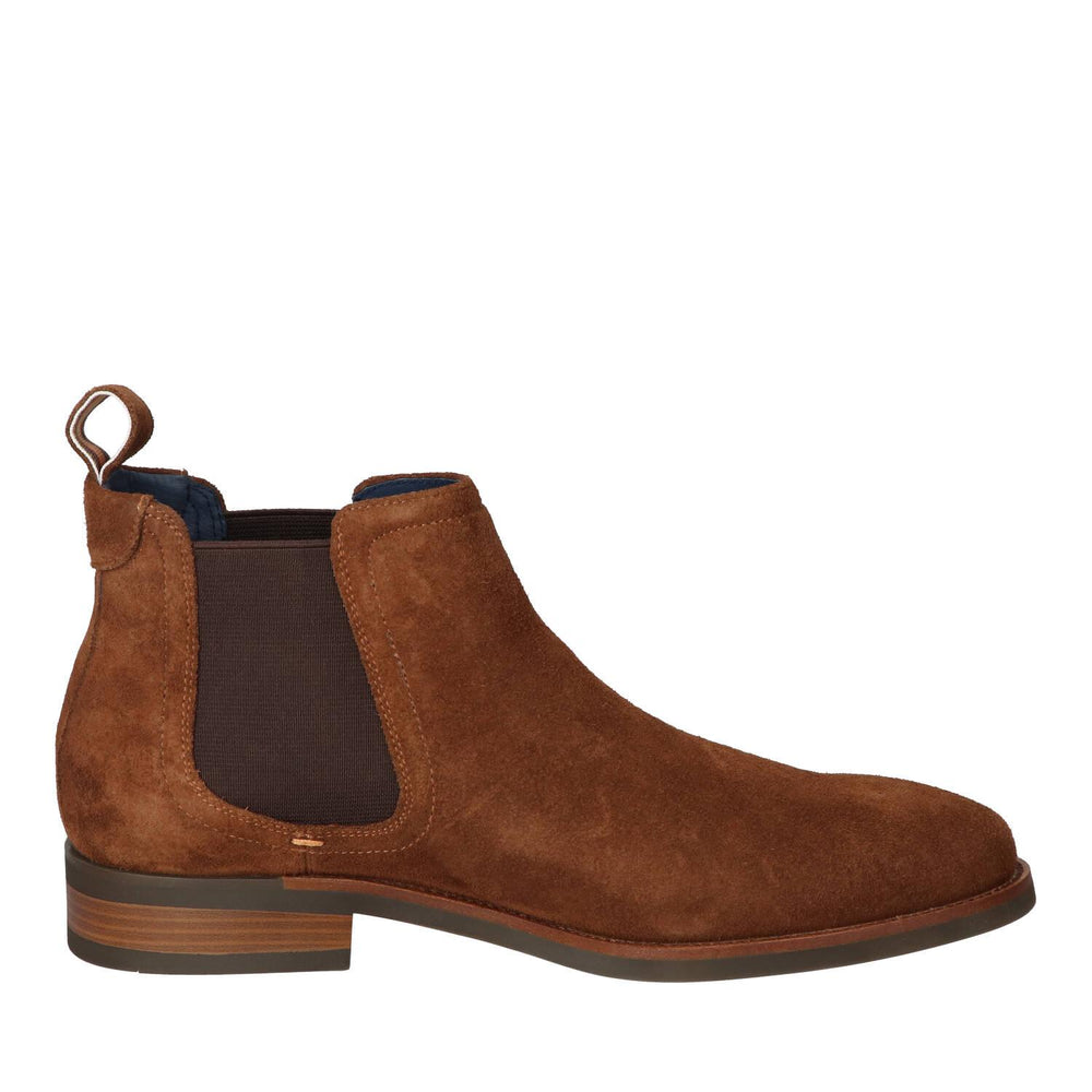 Boots, Cognac