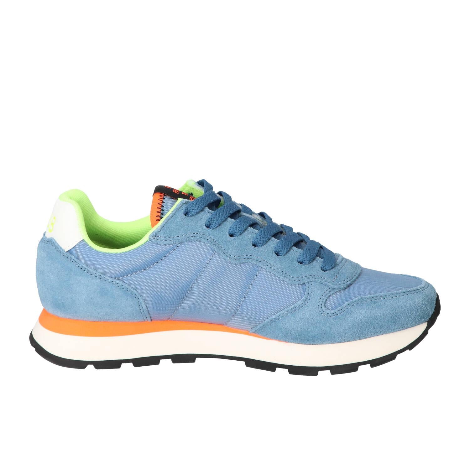 Sneakers, Lichtblauw