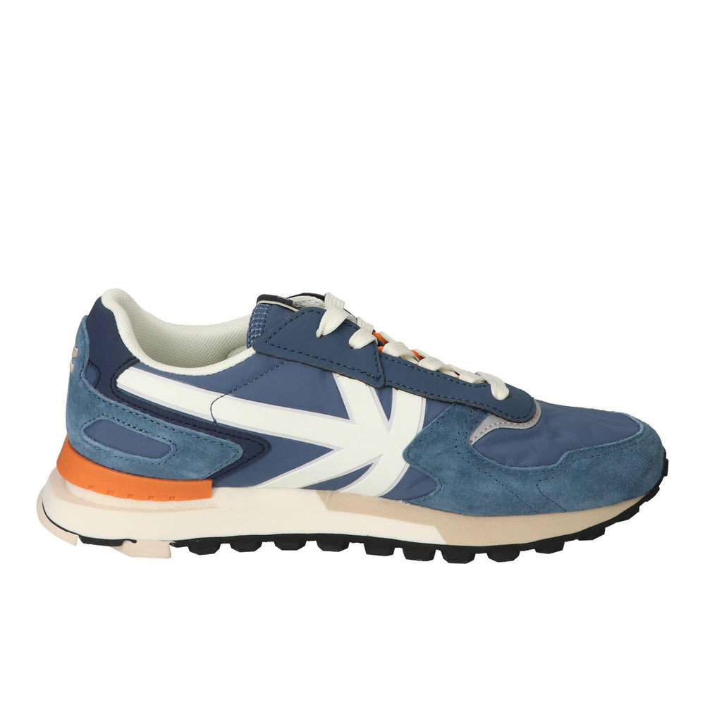 Sneakers, Lichtblauw