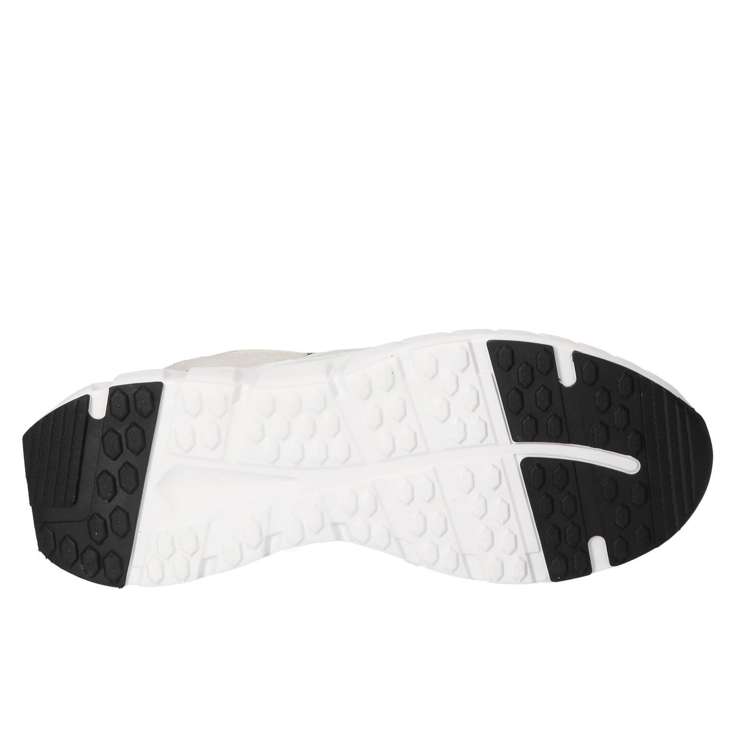 Sneakers, Wit