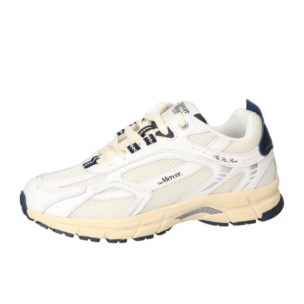 Sneakers, Wit