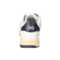 Sneakers, Wit