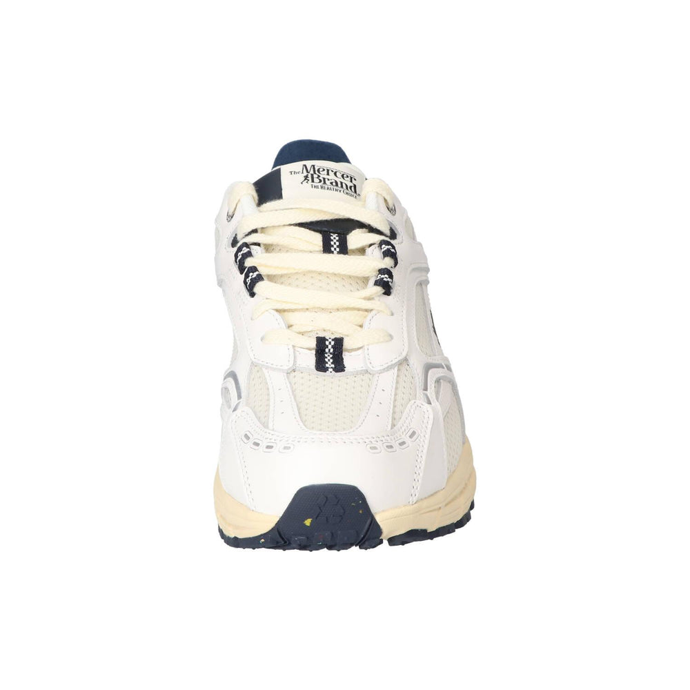 Sneakers, Wit
