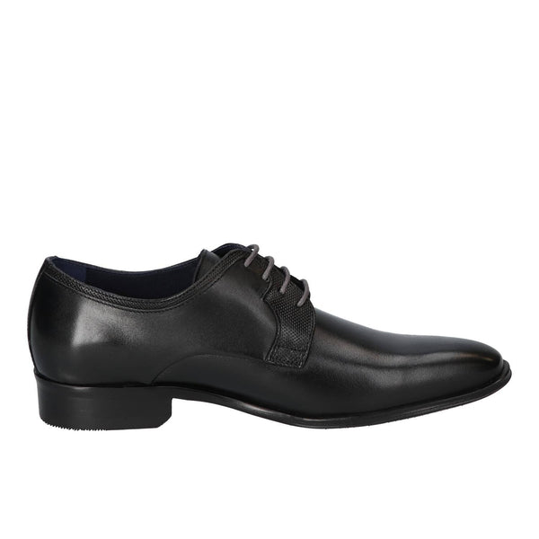 Veterschoenen, Zwart