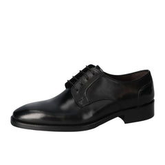 Veterschoenen, Zwart