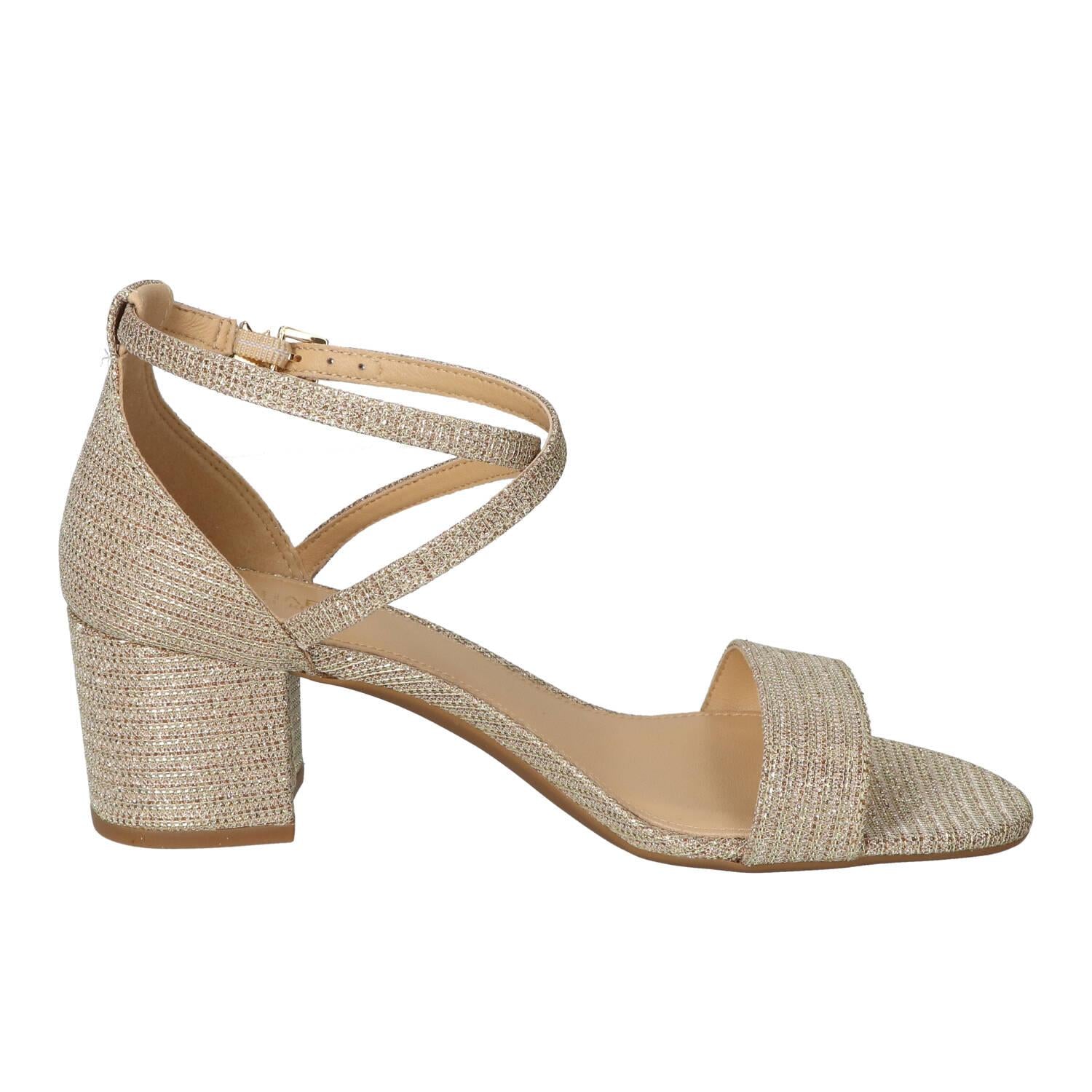Sandalen, Goud