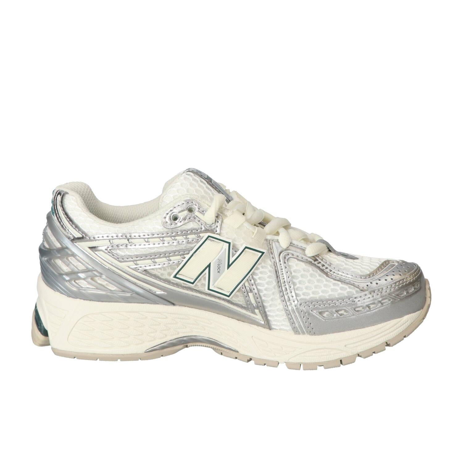 Sneakers, Zilver
