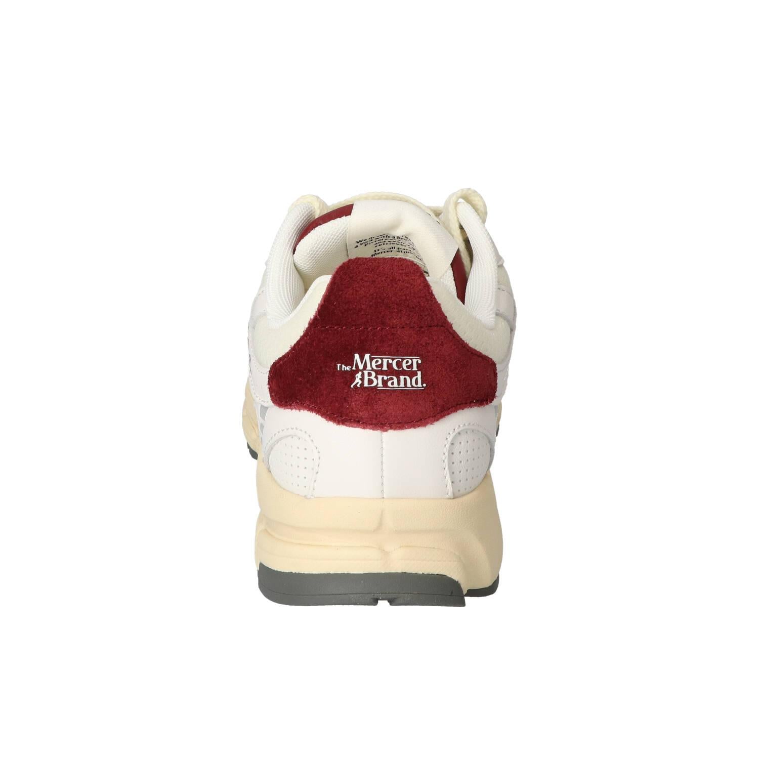 Sneakers, Wit