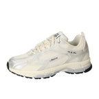 Sneakers, Zilver
