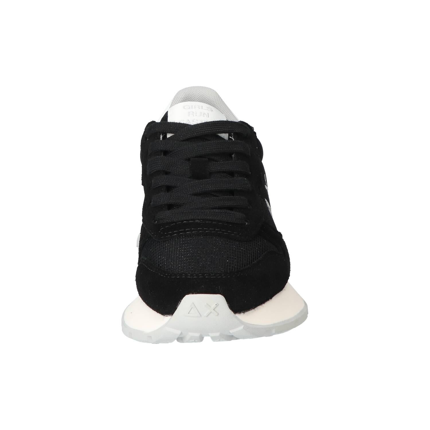 Sneakers, Zwart