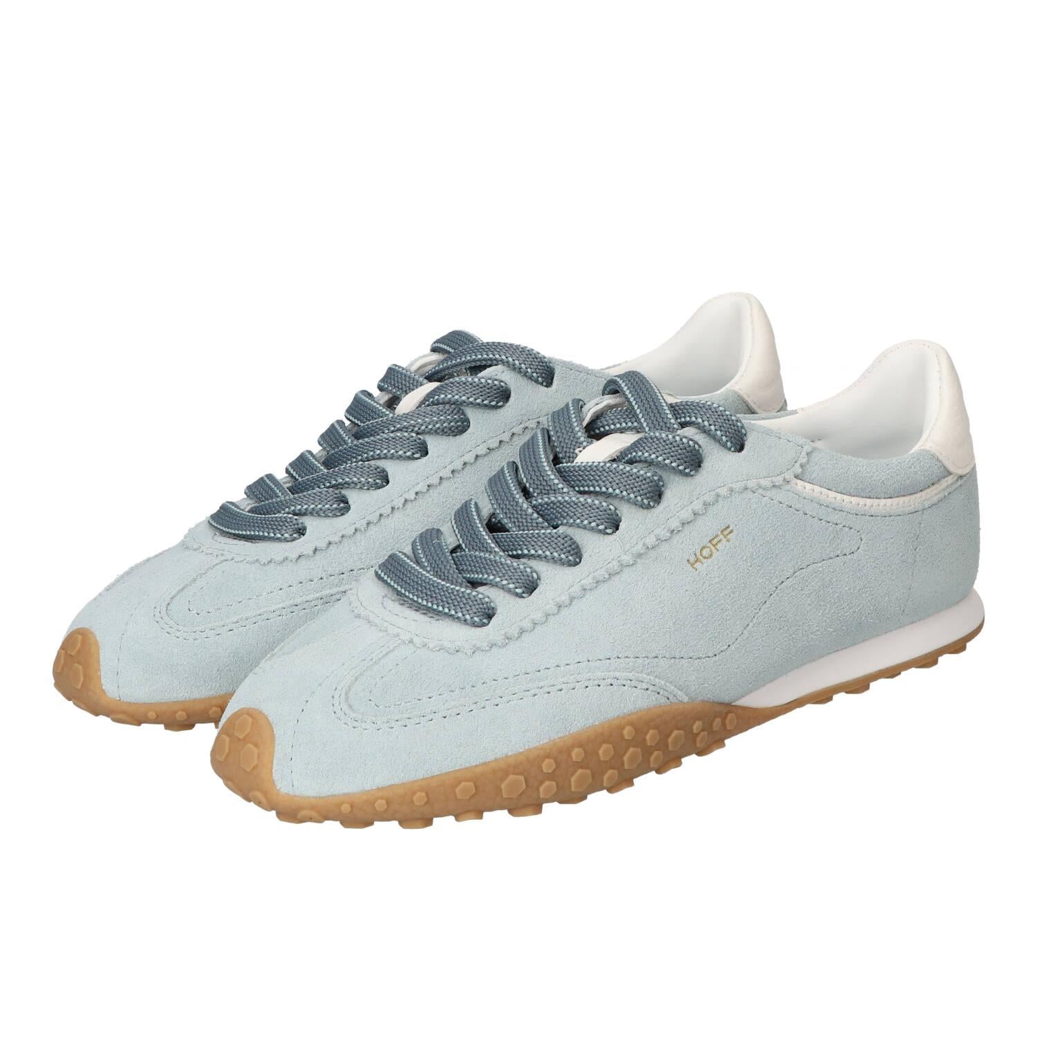 Baskets, bleu clair