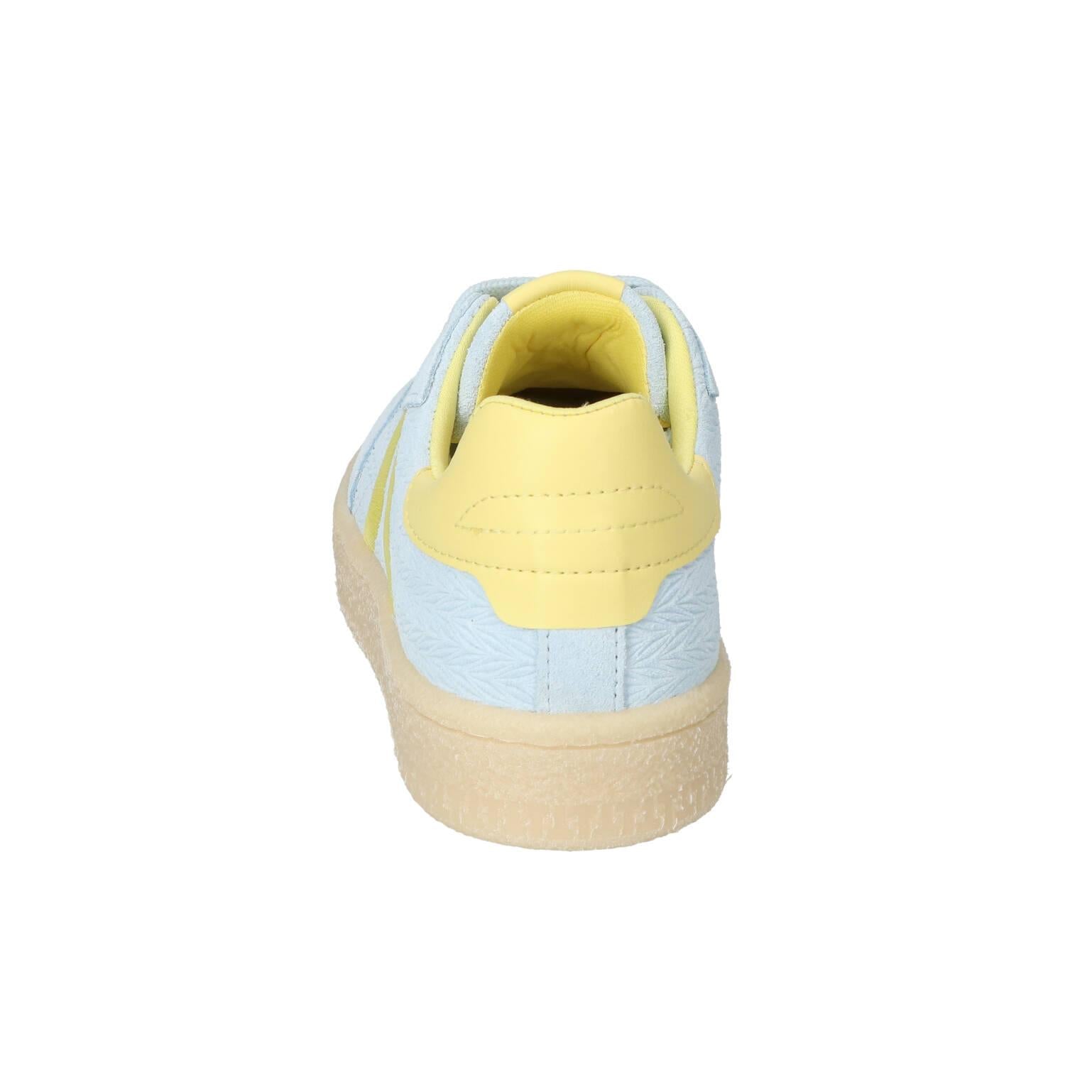 Sneakers, Lichtblauw