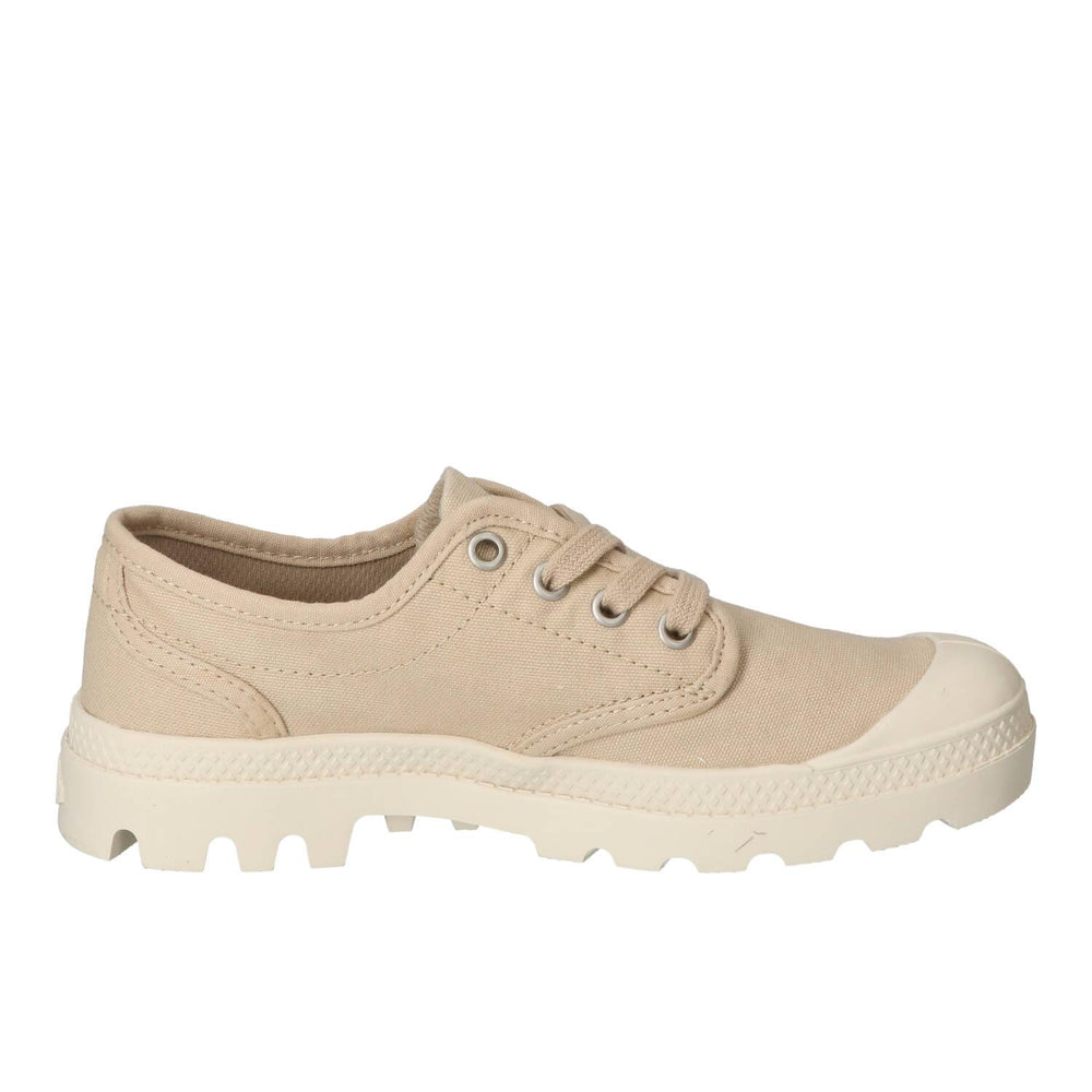 Veterschoenen, Lichtbeige