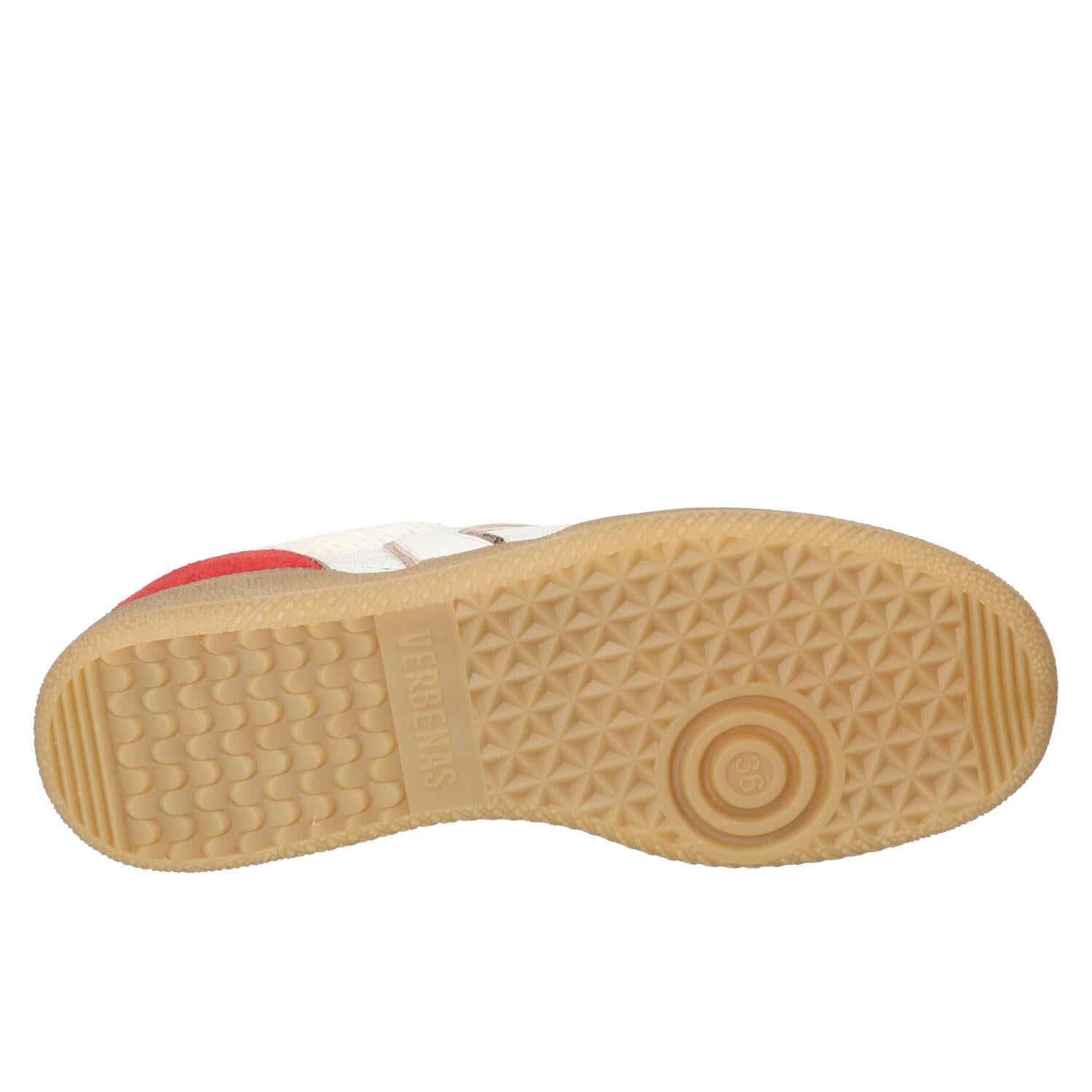 Sneakers, Roze
