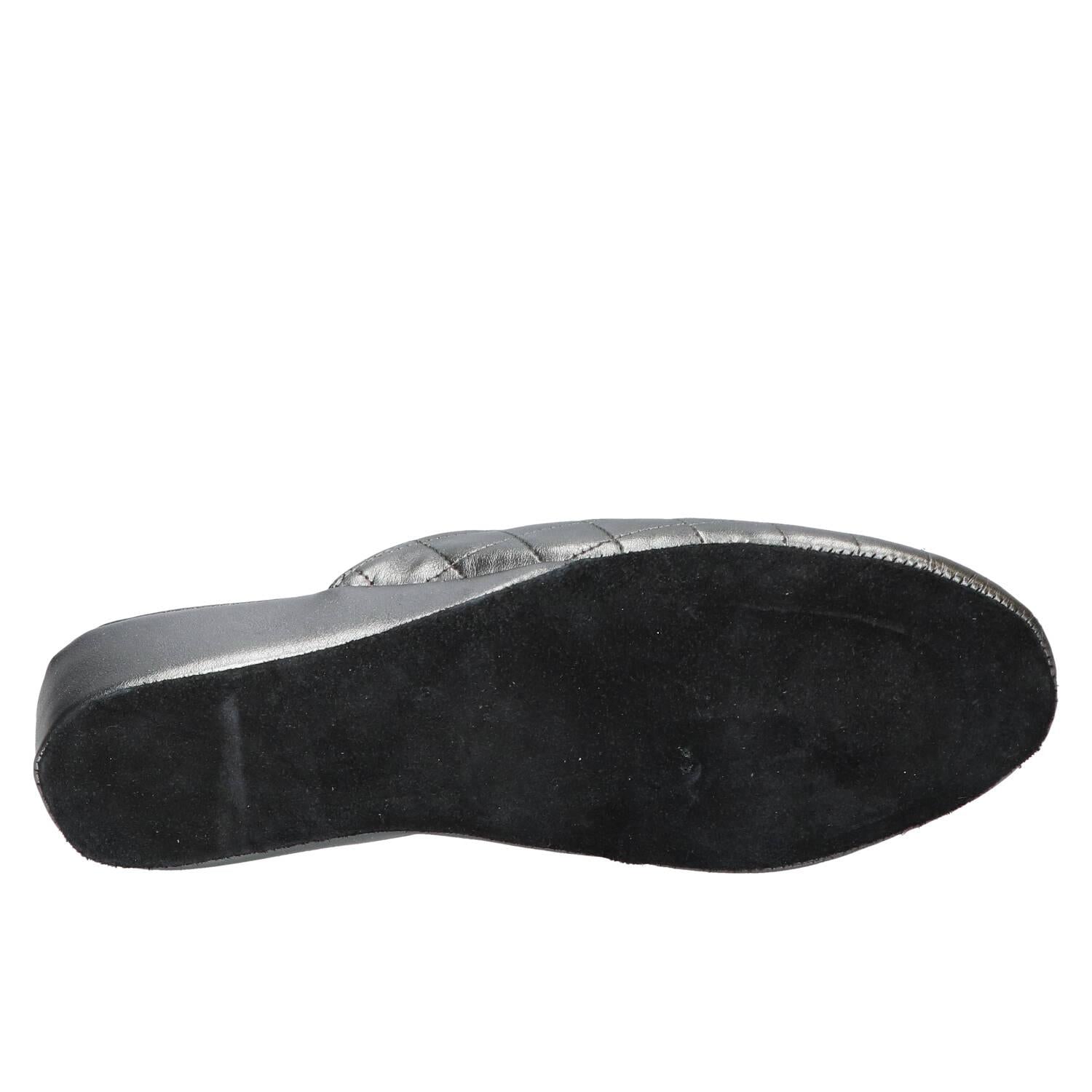 Pantoffels, Zilver