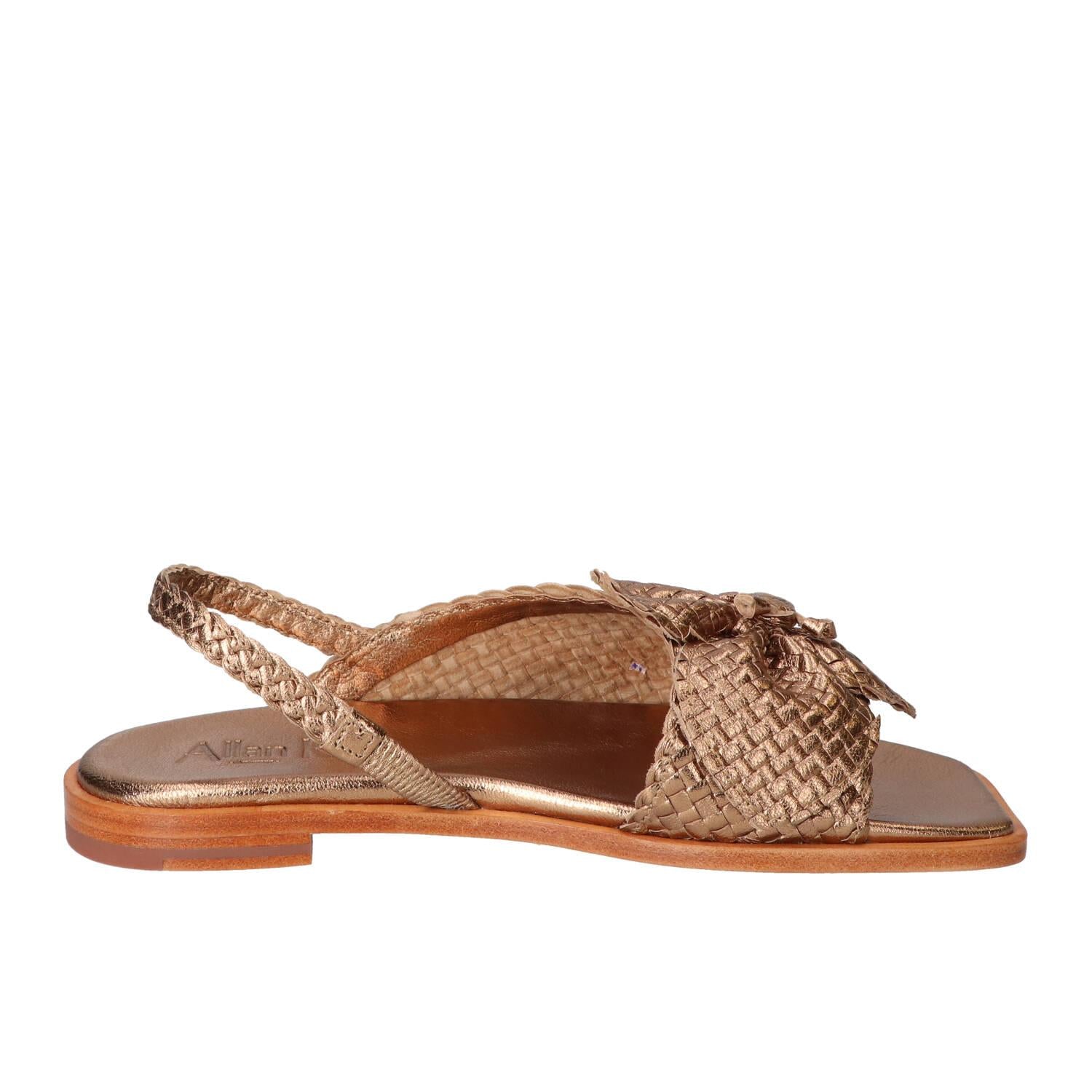 Sandalen, Brons