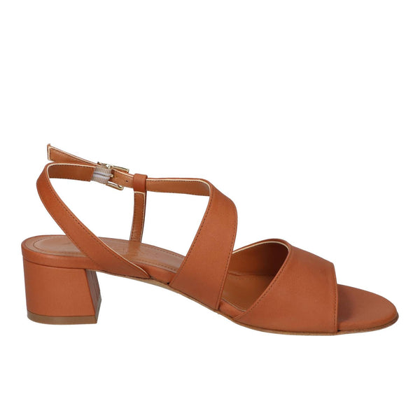 Sandalen, Cognac