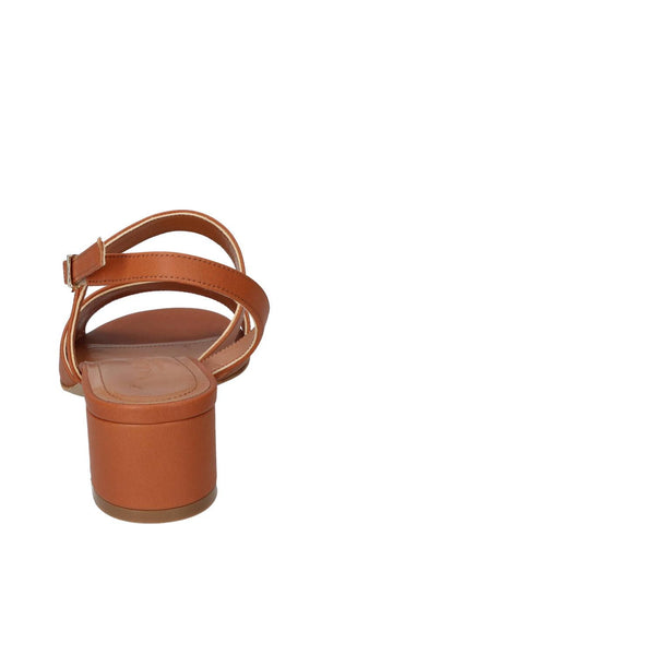 Sandalen, Cognac