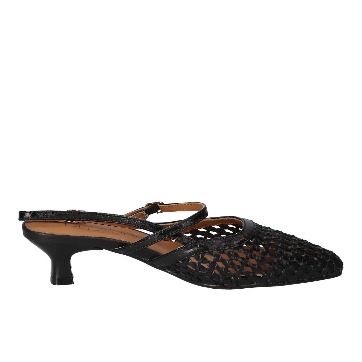 Slingback, Zwart