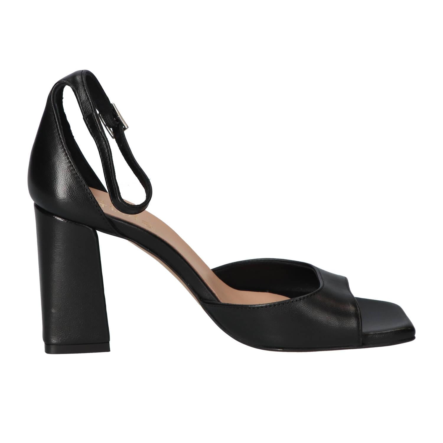 Sandalen, Zwart