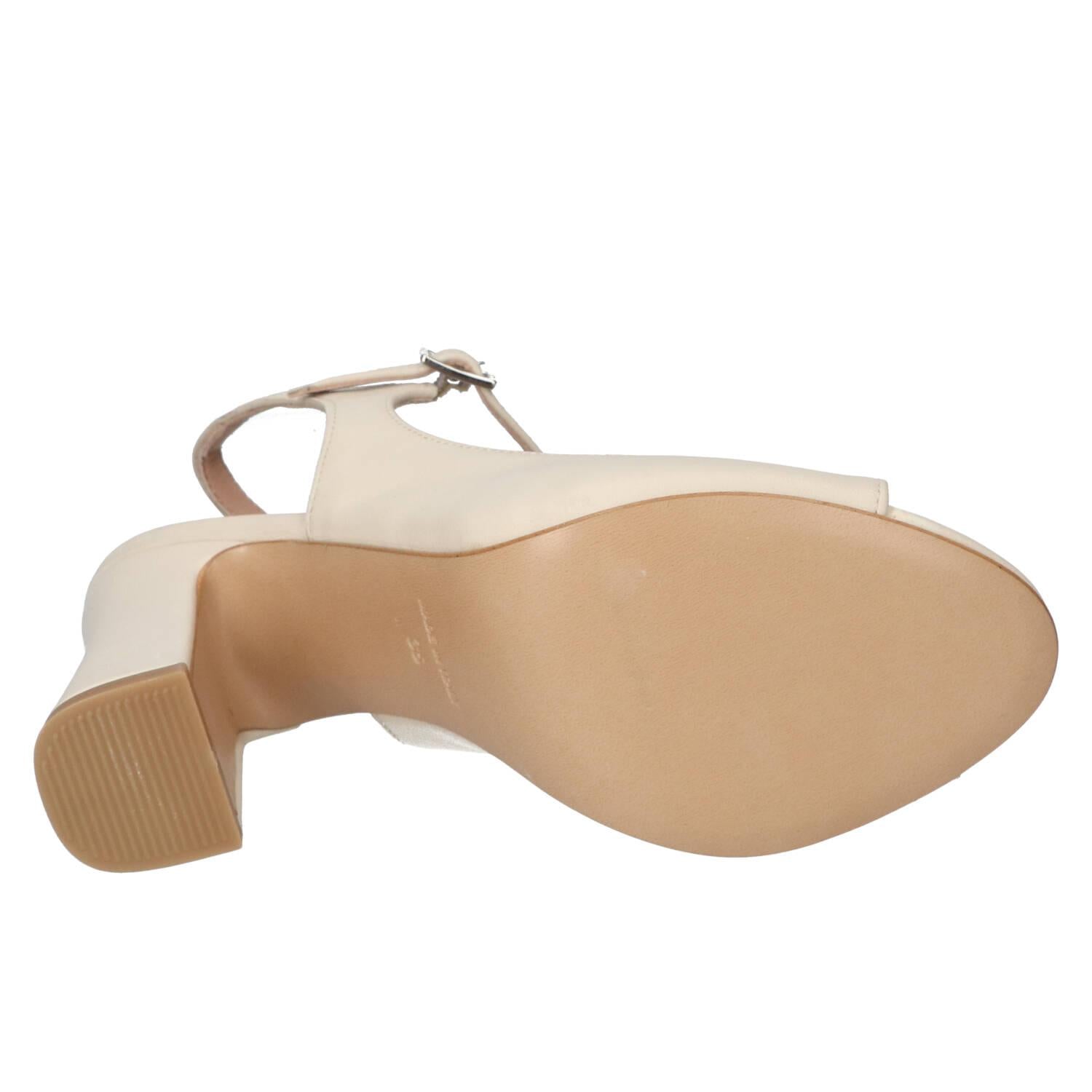 Sandalen, Off White