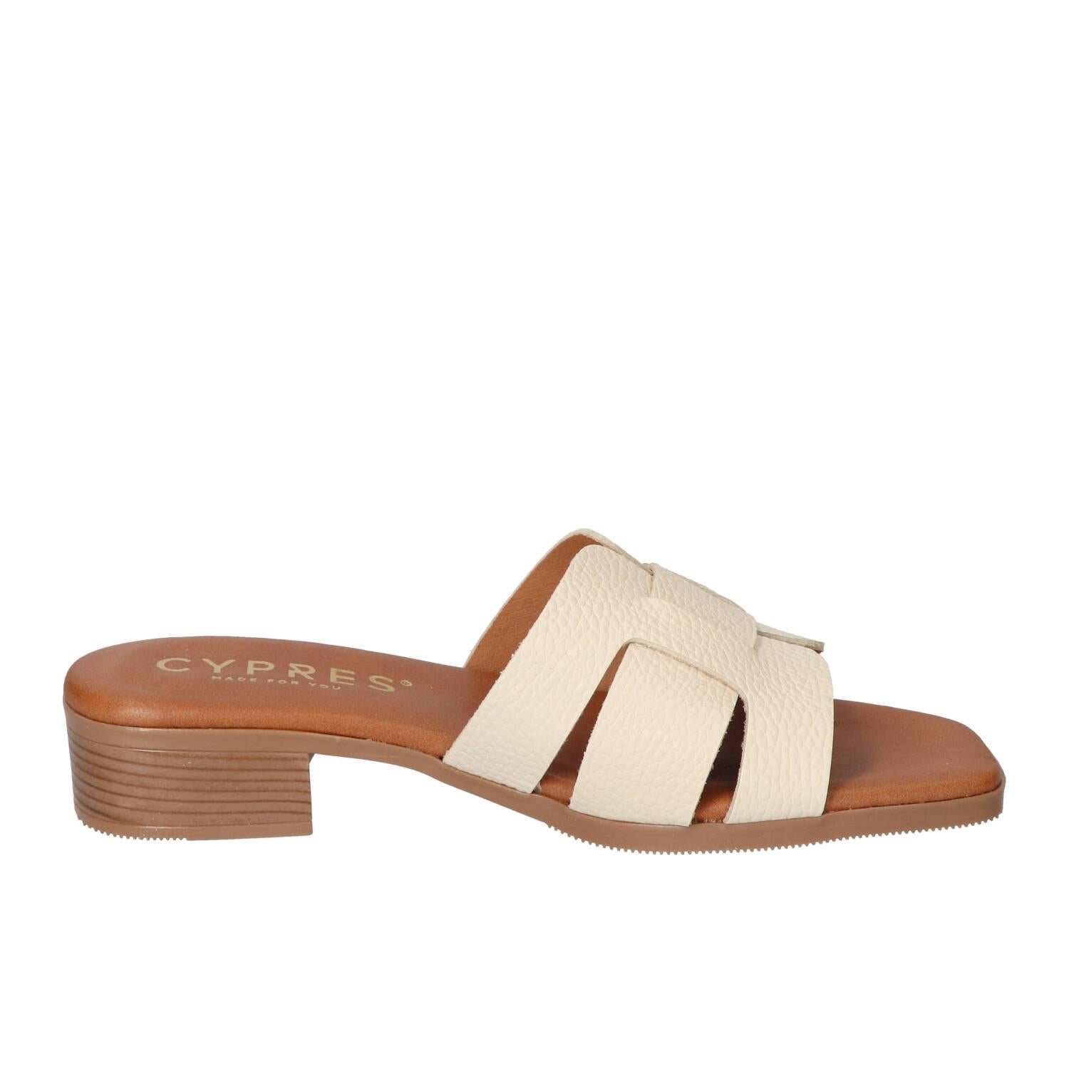 Muilen, Off White