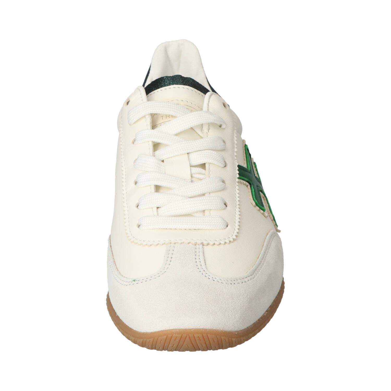 Sneakers, Wit