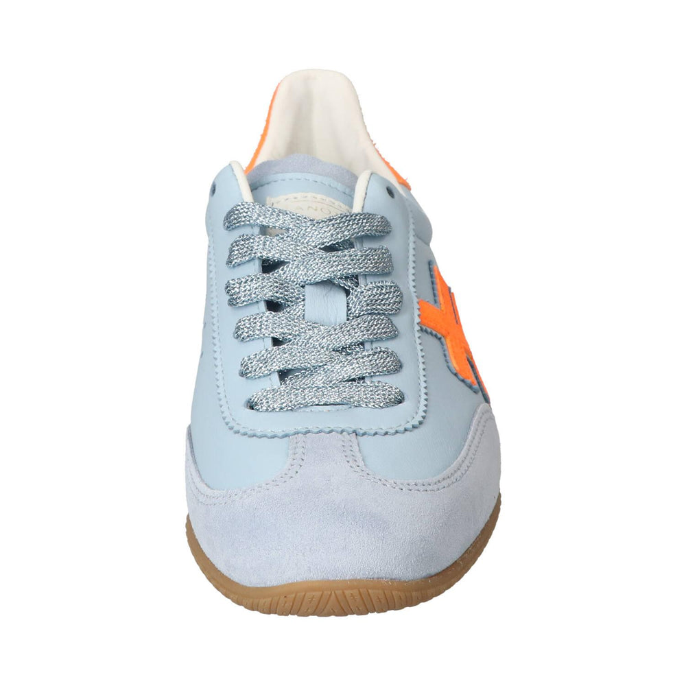 Sneakers, Lichtblauw