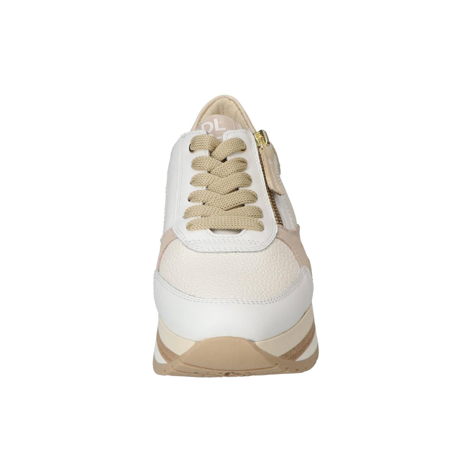 Sneakers, Wit