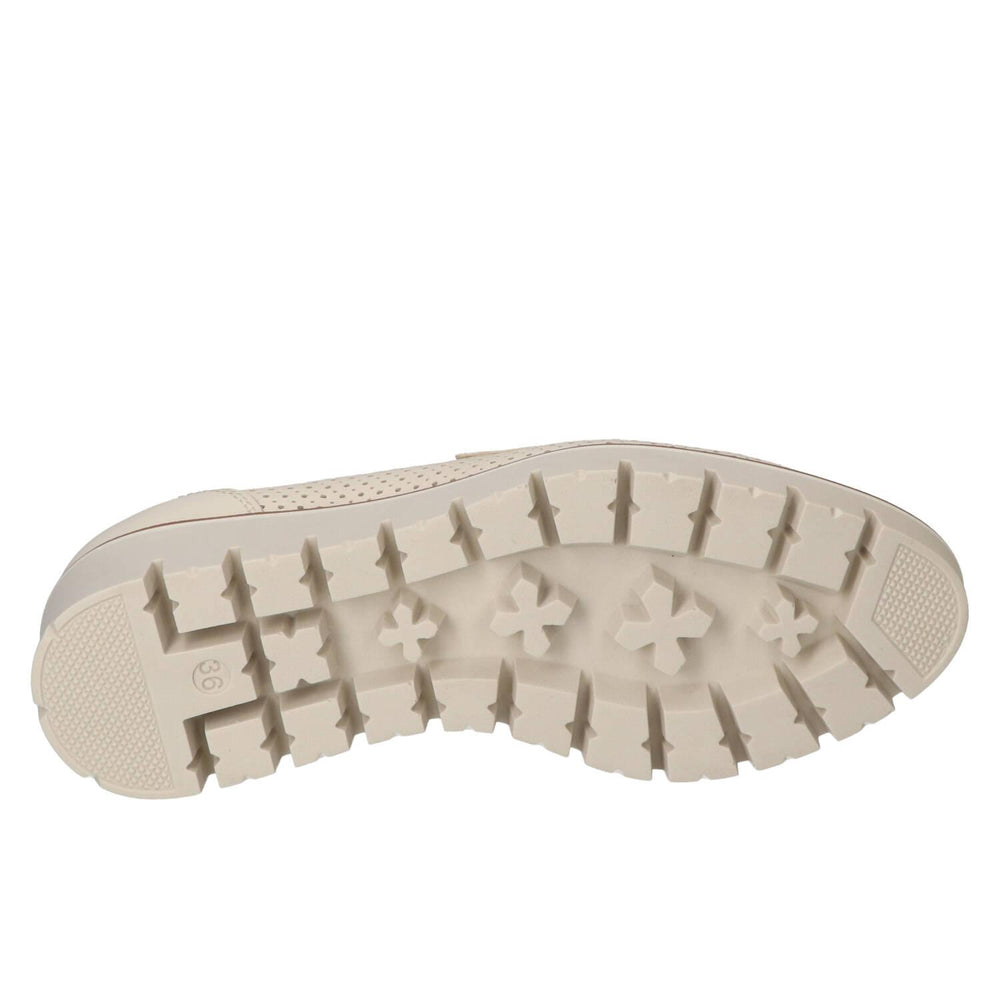 Instapschoenen, Off White