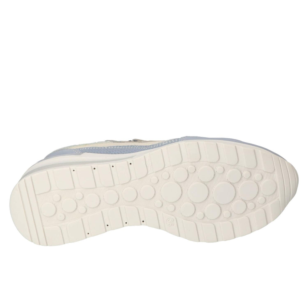 Sneakers, Lichtblauw