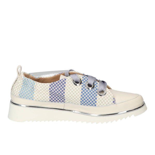 Veterschoenen, Lichtblauw