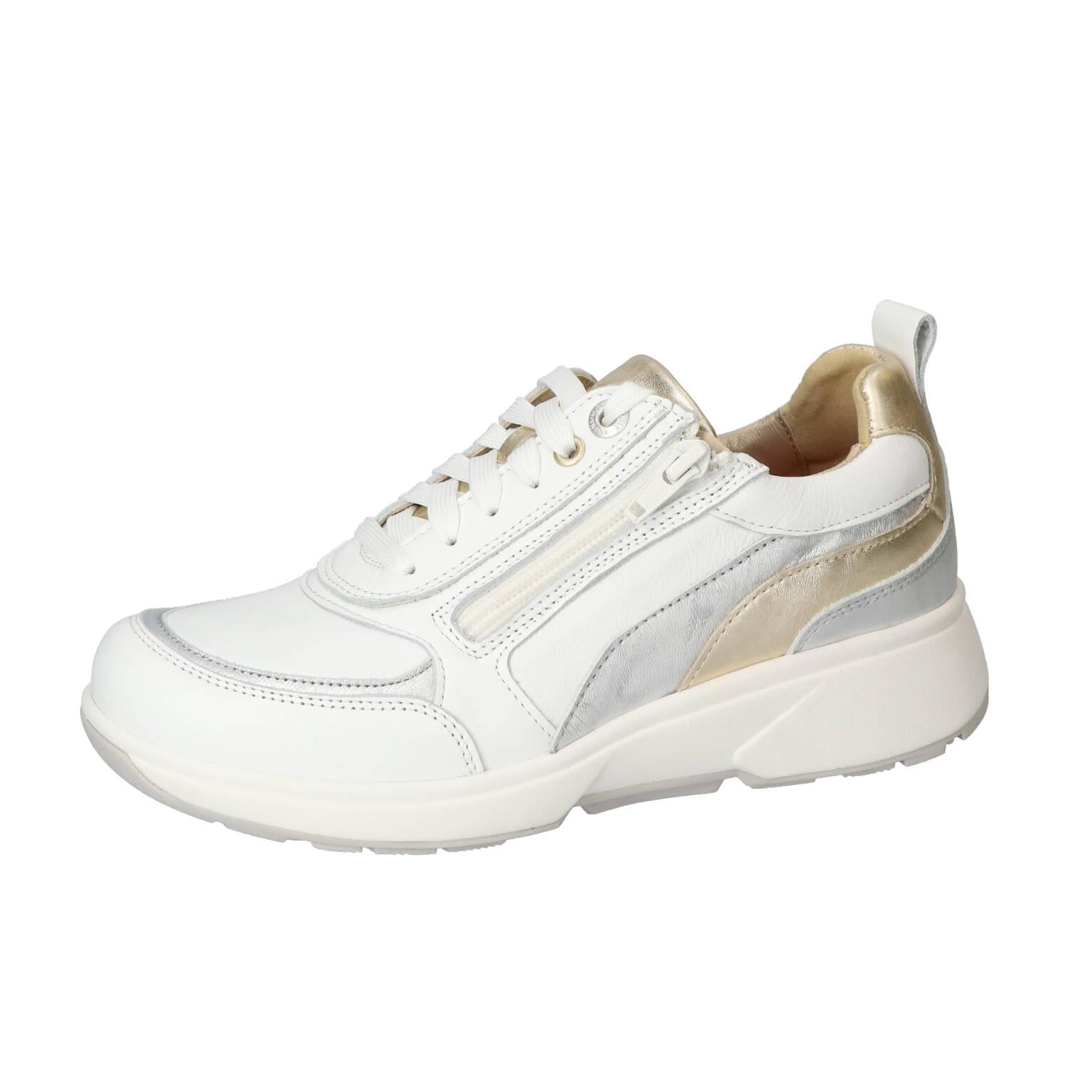 Sneakers, Wit