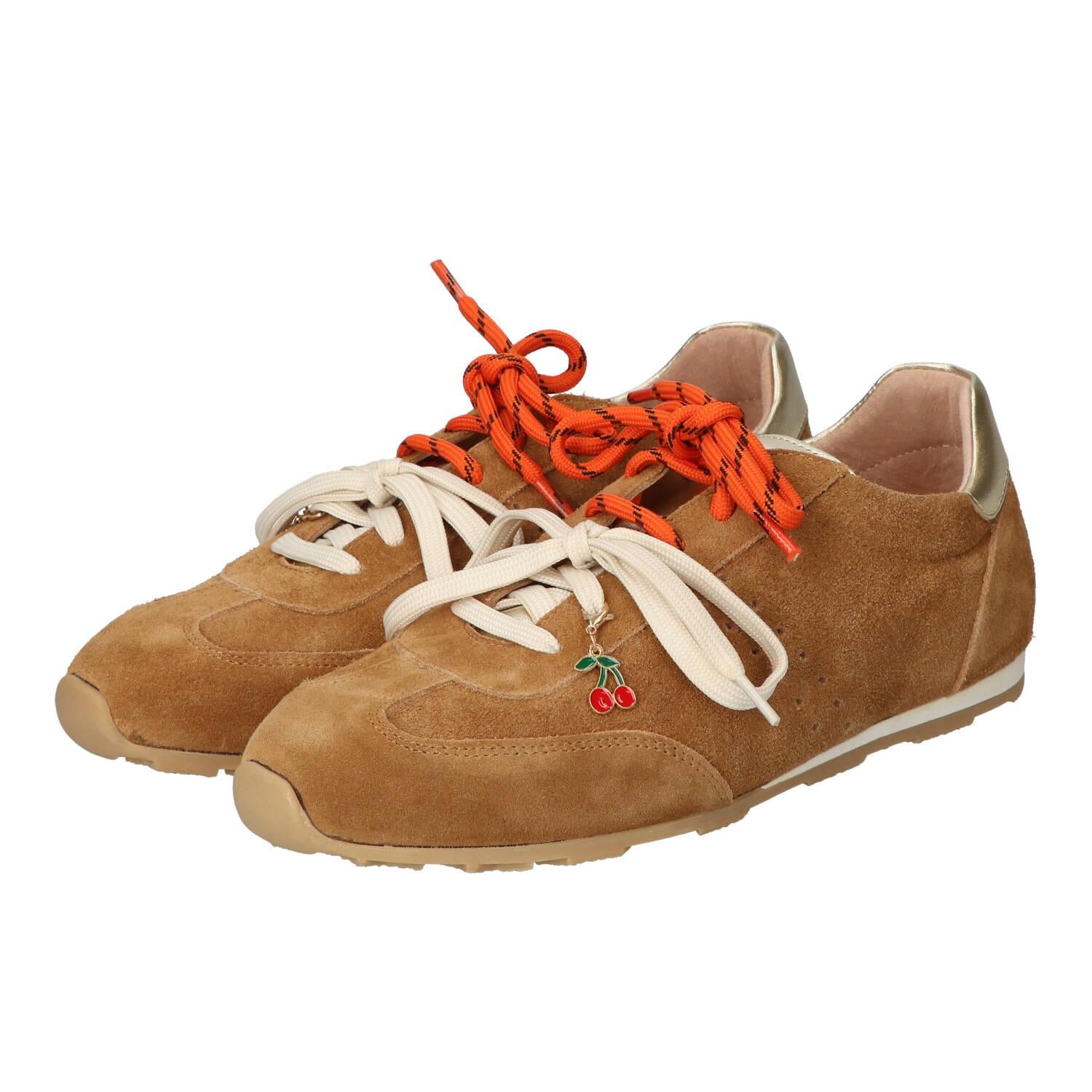 Sneakers, Cognac