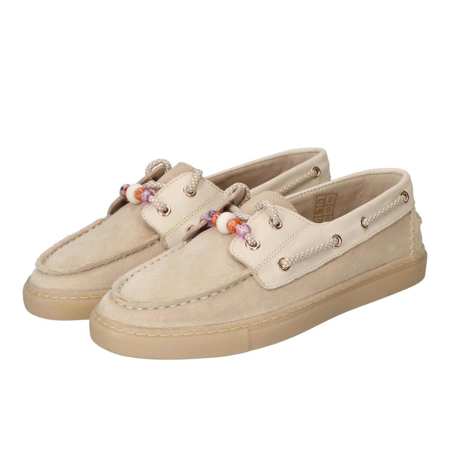 Instapschoenen, Lichtbeige