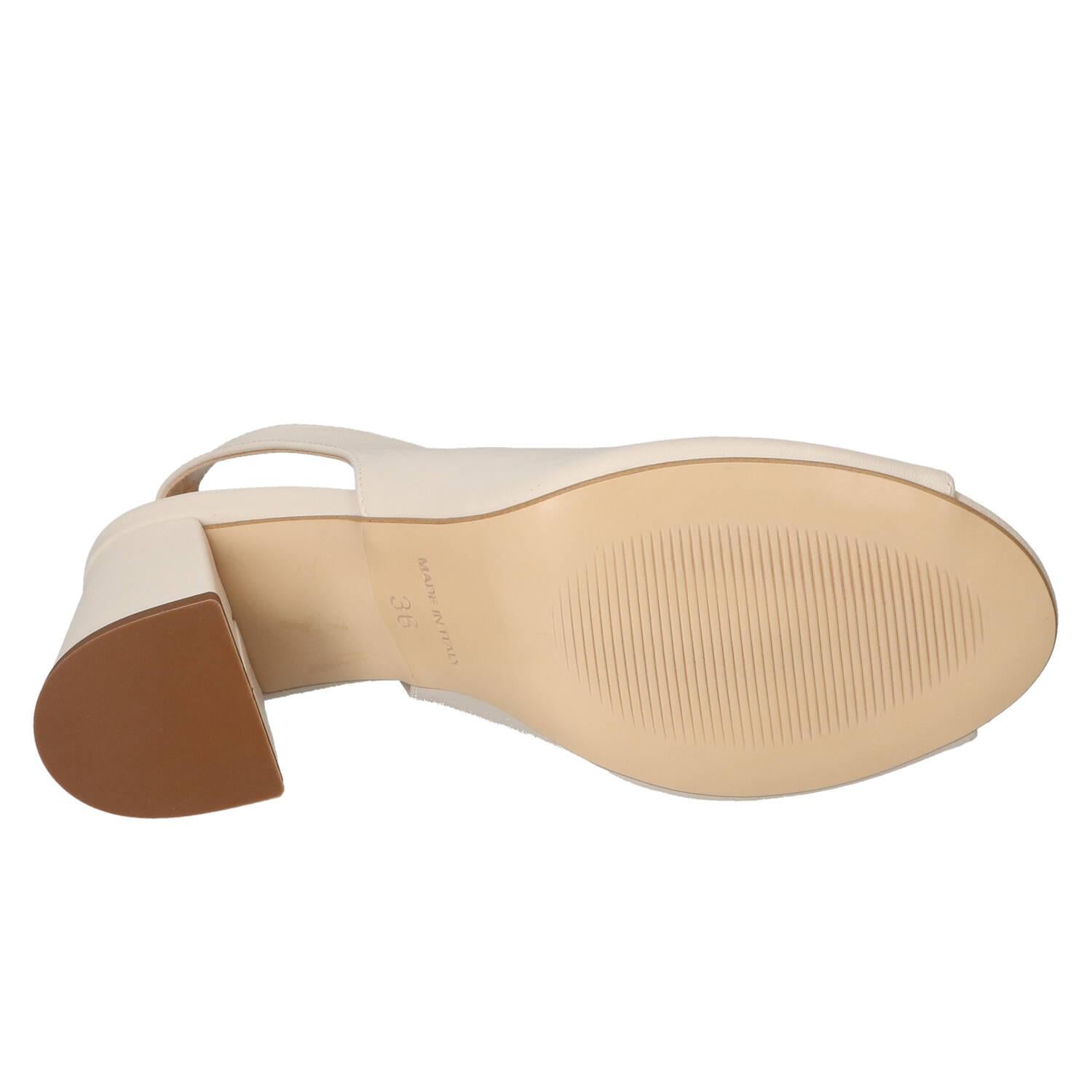 Sandalen, Off White