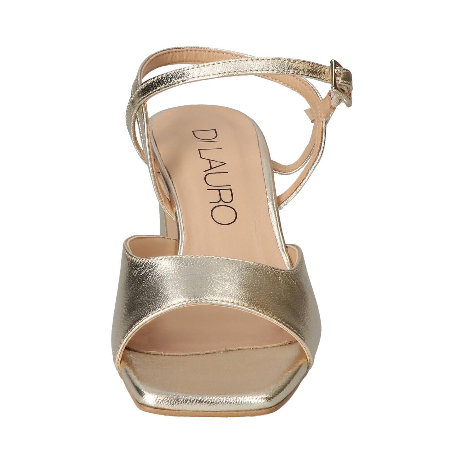 Sandalen, Goud