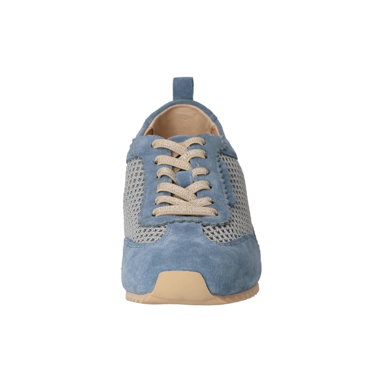 Sneakers, Lichtblauw