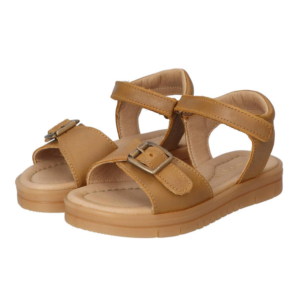 Sandalen, Cognac