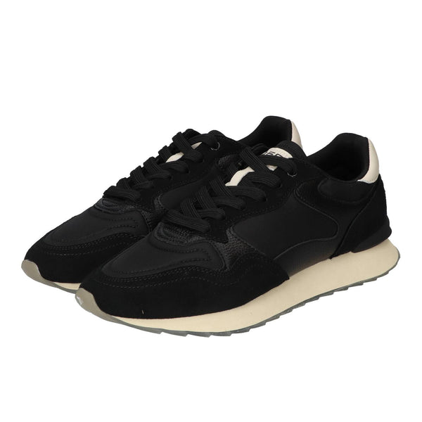 Sneakers, Zwart
