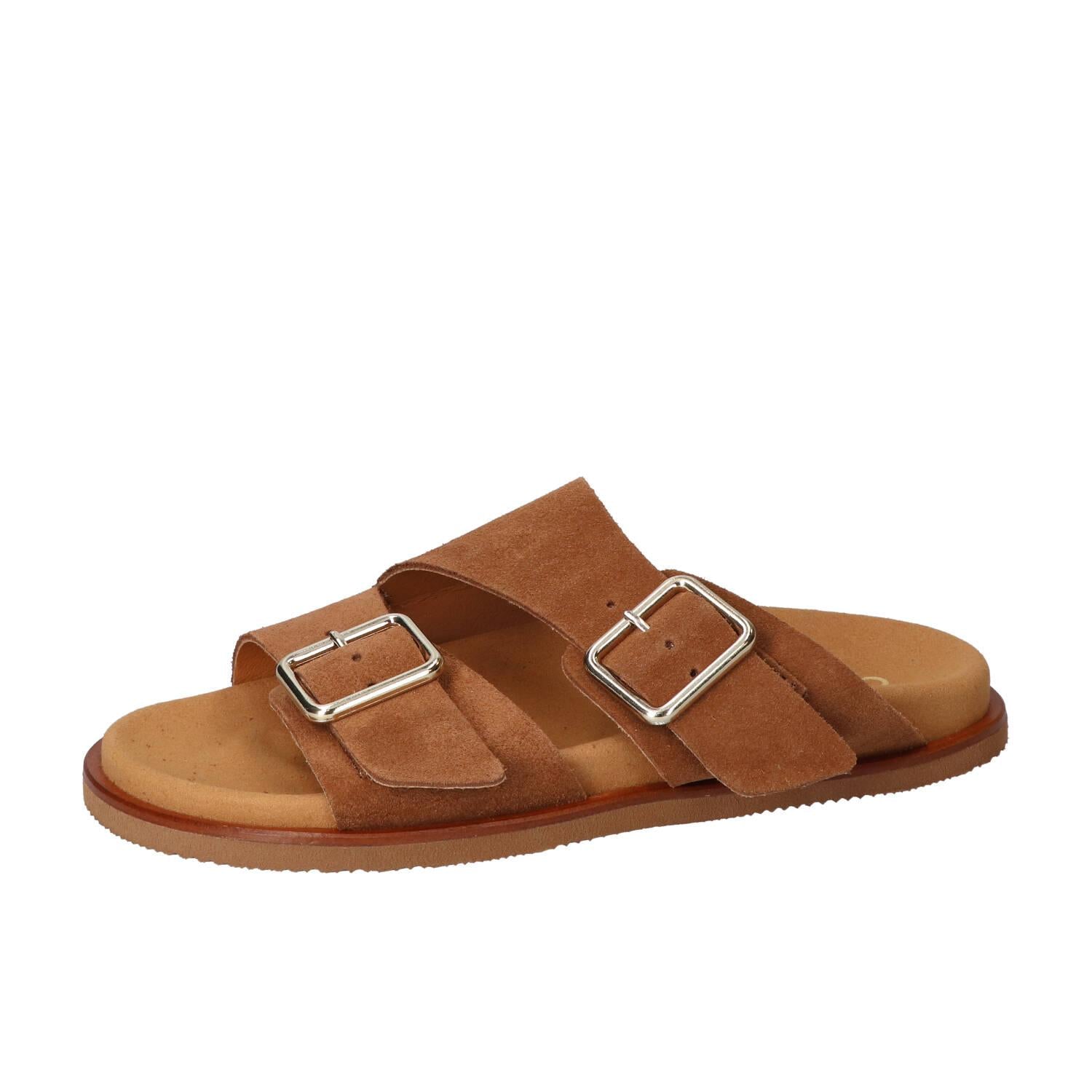 Slippers, Cognac