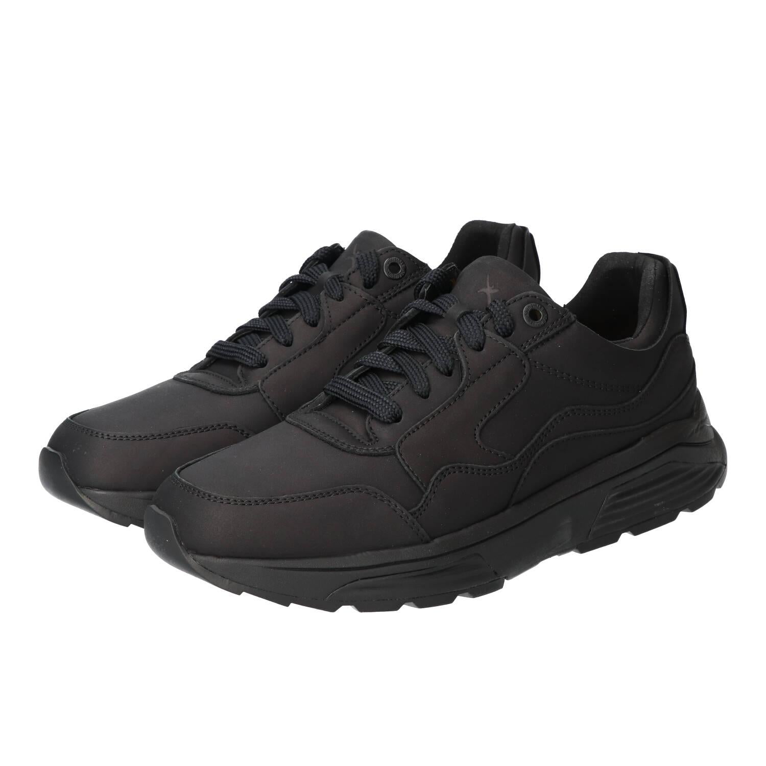 Sneakers, Zwart