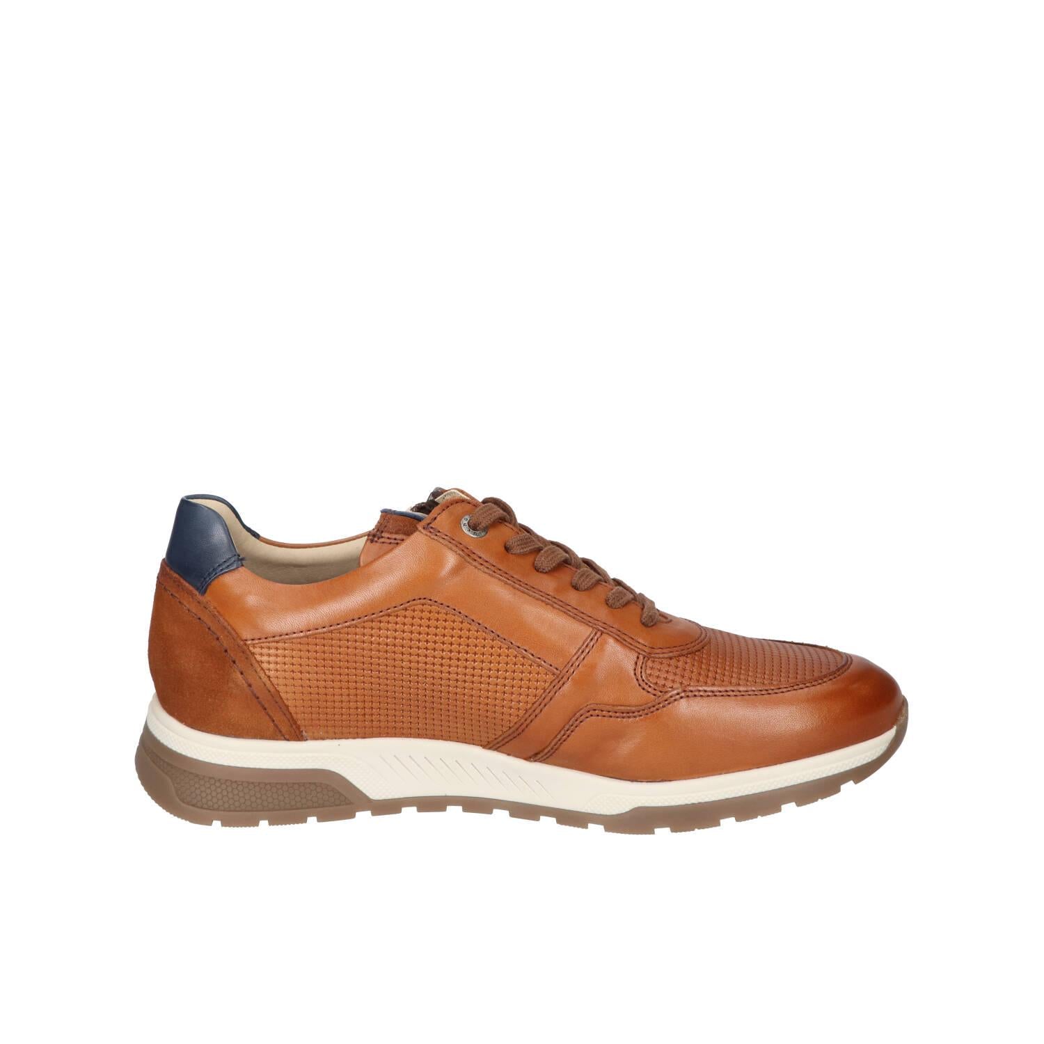Sneakers, Cognac