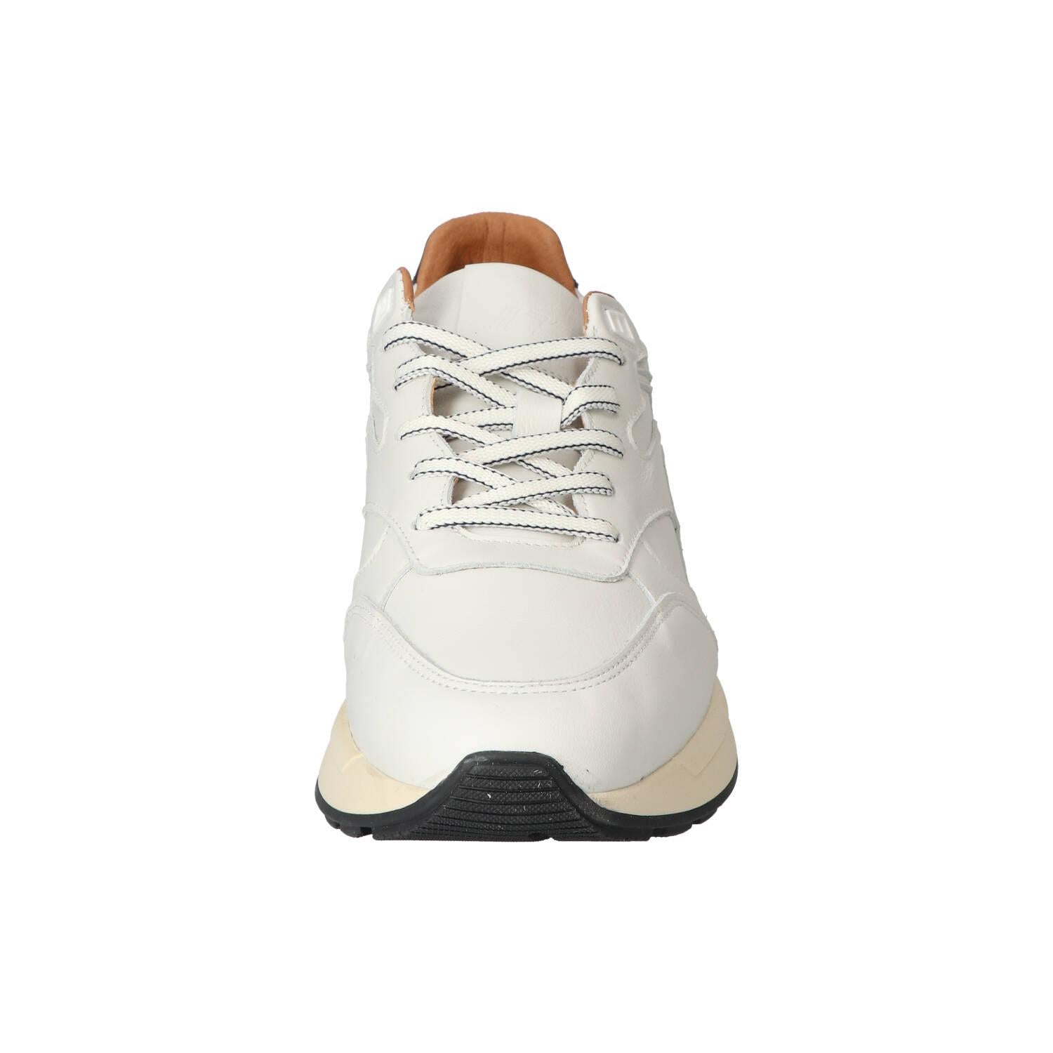 Sneakers, Wit