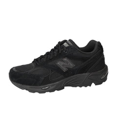 Sneakers, Zwart