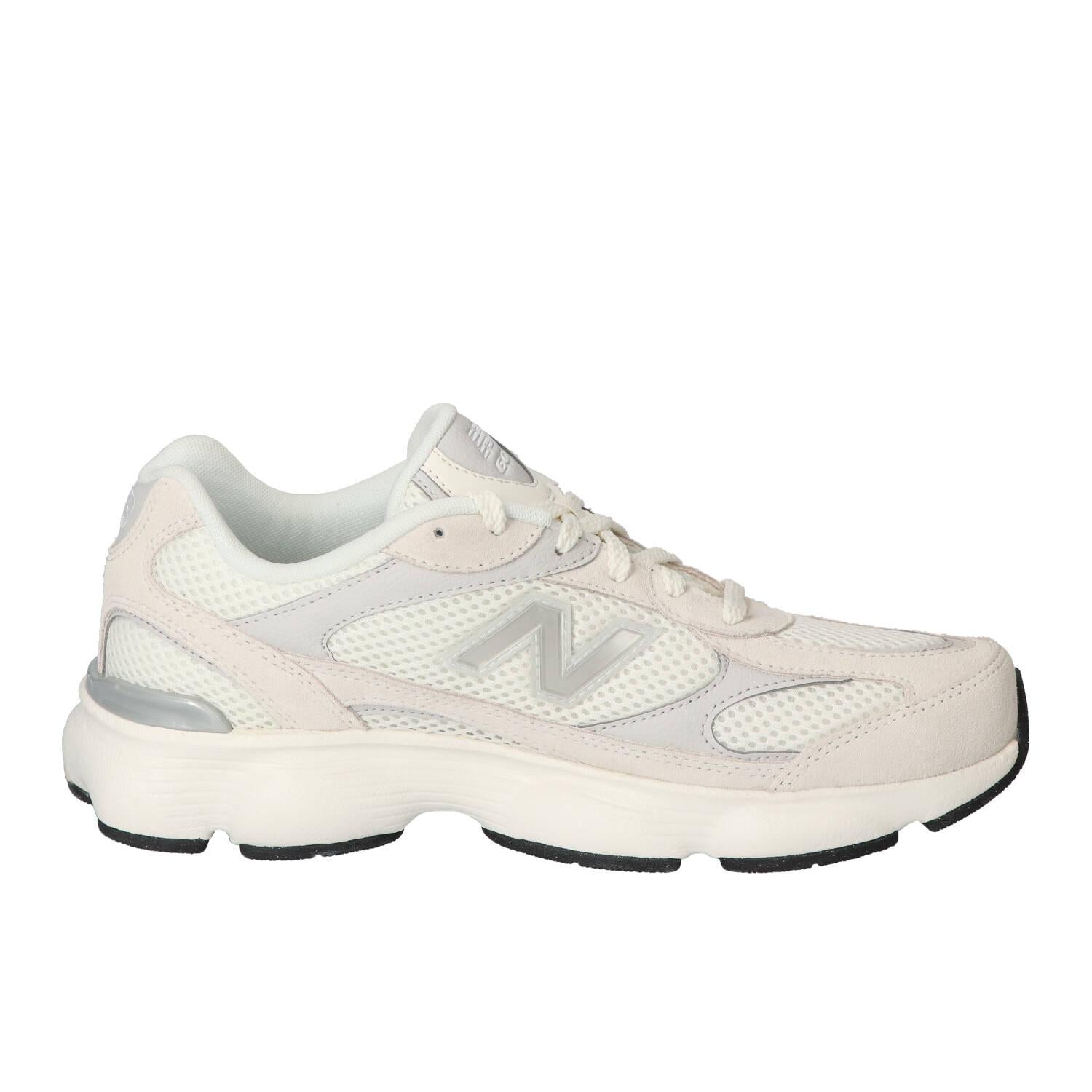 Sneakers, Wit